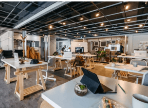 THE EVOLUTION AND BENEFITS OF COMMERCIAL OUTDOOR FURNITURE